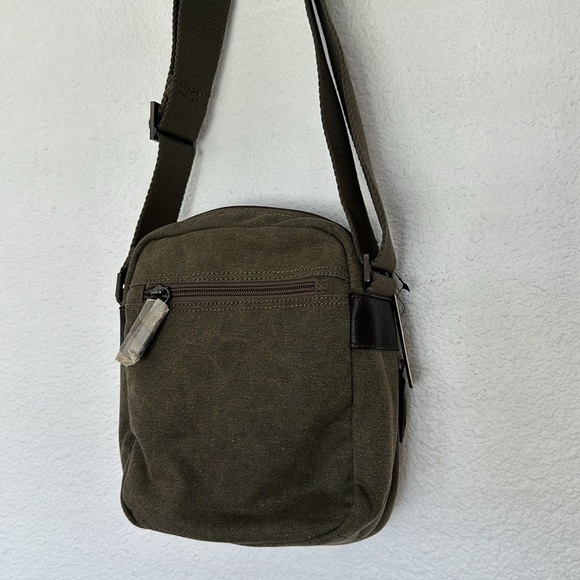 Guess Crossbody Bag - Picture 5 of 6